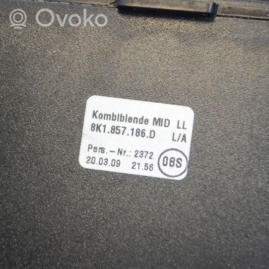 Audi A4 S4 B8 8K Kojelaudan hansikaslokeron lista 8K1857186D