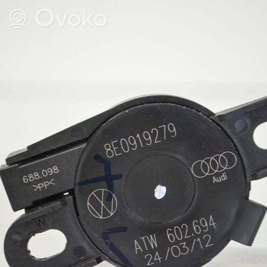 Audi A5 Sportback 8TA Pysäköintitutkan anturin kaiutin PDC 8E0919279