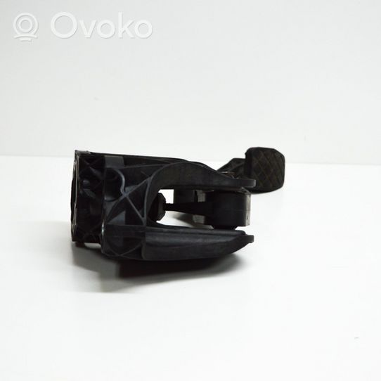 Volkswagen PASSAT B7 Clutch pedal 