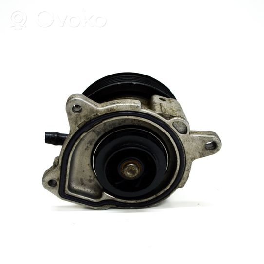 Volkswagen Polo V 6R Water pump 03F121031A