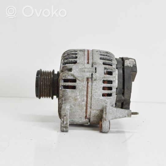 Volkswagen Jetta III Generatore/alternatore 028903028E