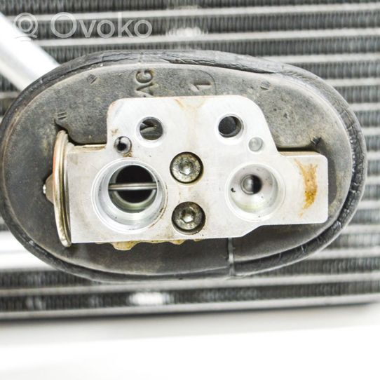 Volkswagen Golf VI Radiateur condenseur de climatisation 1K2820103