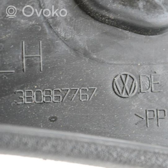 Volkswagen PASSAT B5 Moldura del pillar (D) (Inferior) 3B0867767