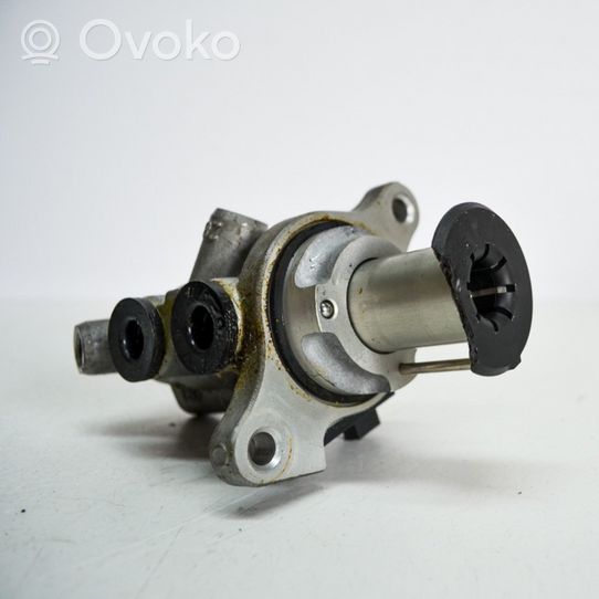 Volkswagen Touareg II Master brake cylinder 