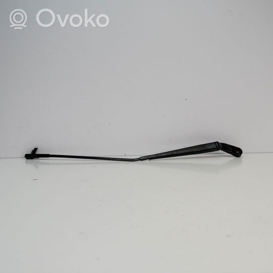 Volkswagen Polo Windshield/front glass wiper blade 6Q1955410A