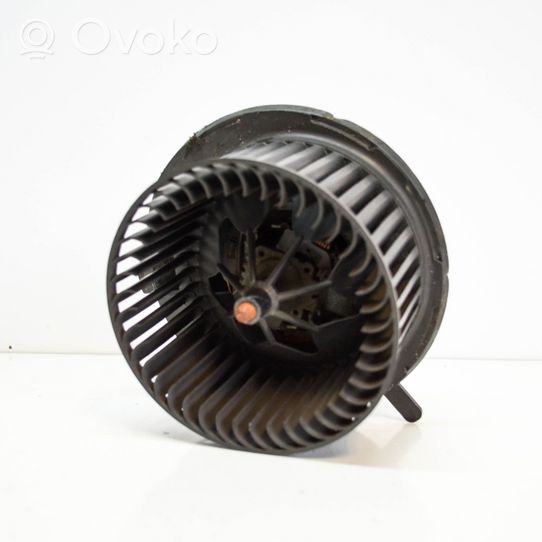 Volkswagen Jetta III Pečiuko ventiliatorius/ putikas 1K2819015A