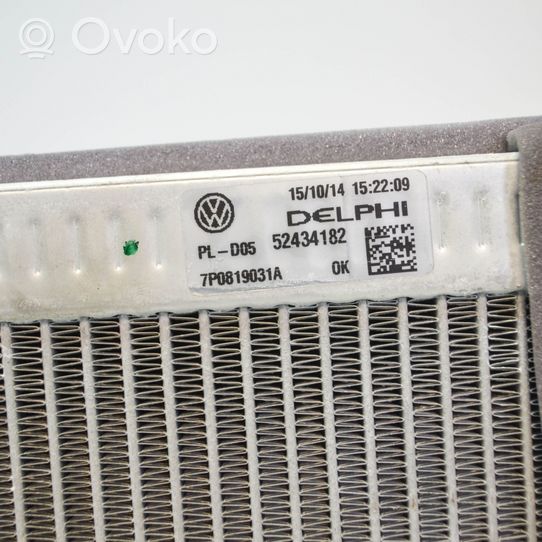 Volkswagen Touareg II Радиатор охлаждающей жидкости 7P0819031A