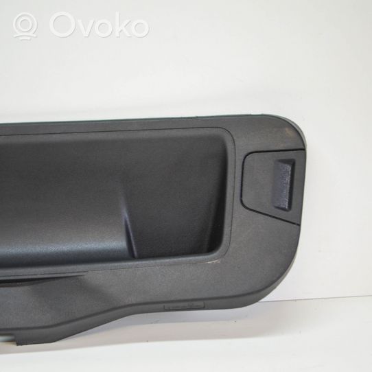 Volkswagen Jetta VII Garniture de hayon 17A867605