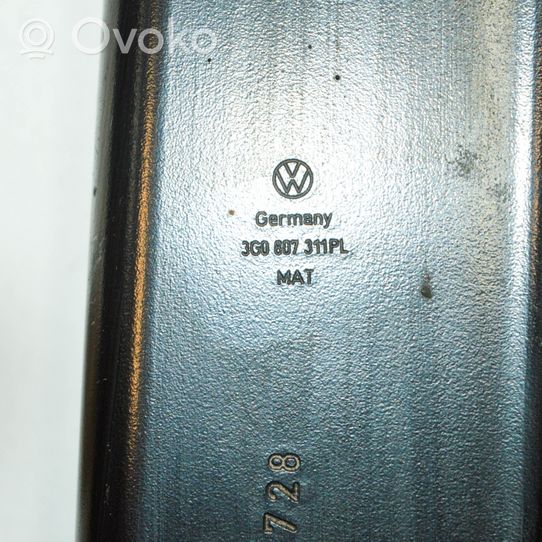 Volkswagen PASSAT B8 Belka tylna 3G0807311PL