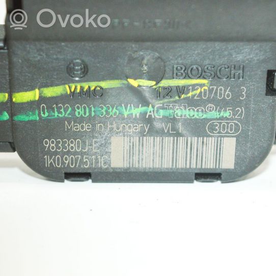 Volkswagen Jetta III Motor/activador trampilla de calefacción 1K0907511C