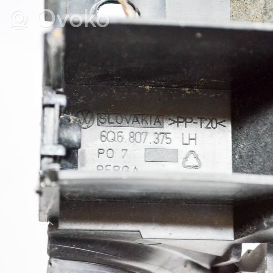 Volkswagen Polo Staffa angolare del supporto di montaggio del paraurti 6Q6807375