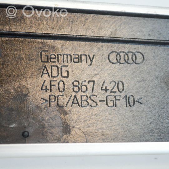 Audi A6 S6 C6 4F Apdaila galinių durų (moldingas) 4F0867420