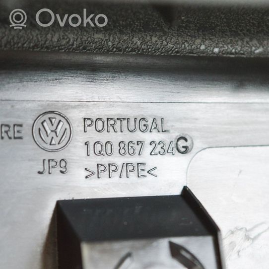 Volkswagen Eos Osłona słupka szyby przedniej / A 1Q0867234G