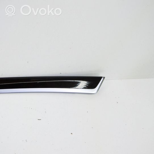 BMW 5 F10 F11 Barra di rivestimento della portiera anteriore 7225551