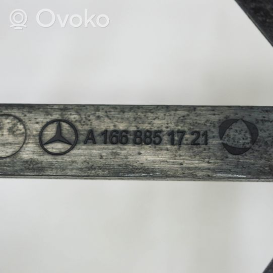 Mercedes-Benz GLE (W166 - C292) Staffa angolare del supporto di montaggio del paraurti A1668851721