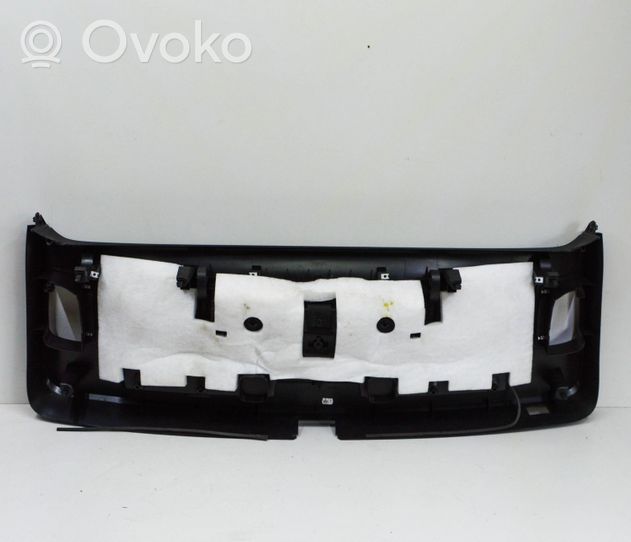 Audi Q7 4L Tailgate trim 4L0867973E