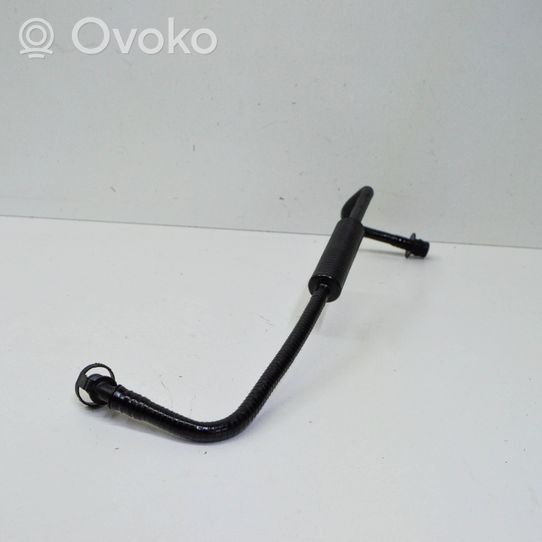 BMW 3 F30 F35 F31 Huohotin/huohotinputki/letku 7636129