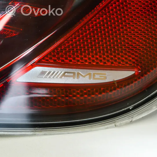 Mercedes-Benz AMG GT R190 C190 Lampa tylna A1909061801