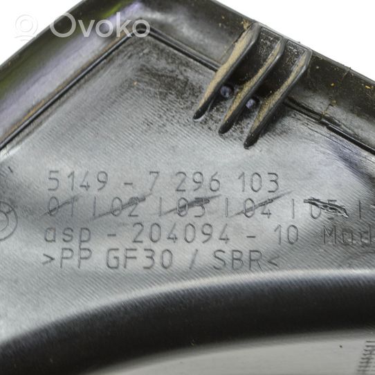 BMW 4 F32 F33 Listwa pod lampę tylną 7296103