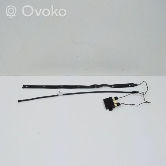 BMW 4 F32 F33 Siłownik elektryczny podnoszenia klapy tylnej / bagażnika 7273666