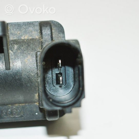 Audi A4 S4 B8 8K Valvola centrale del freno 8K0906627