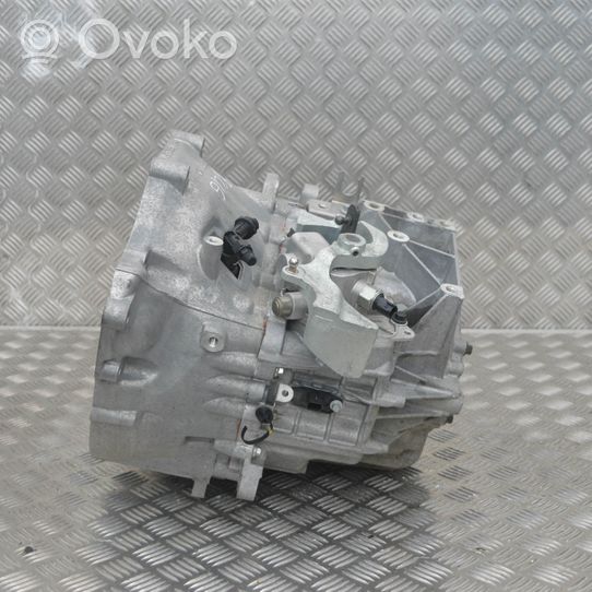 Ford Kuga II Manual 6 speed gearbox FV4R7002CCA