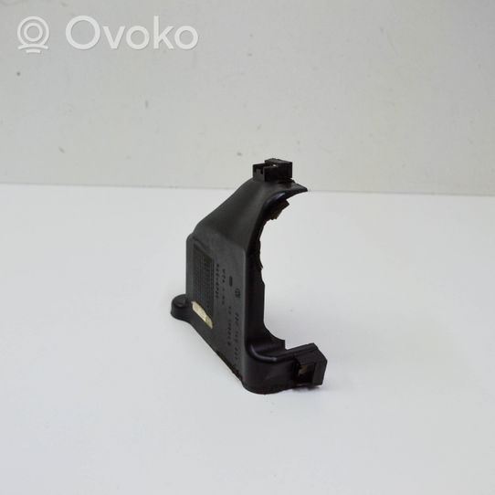 Volkswagen Tiguan Altra parte del vano motore 03C145851L