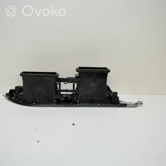 Audi A7 S7 4G Lango oro grotelės 4G0941509