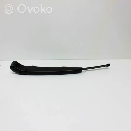 BMW X2 F39 Rear wiper blade arm 7423866