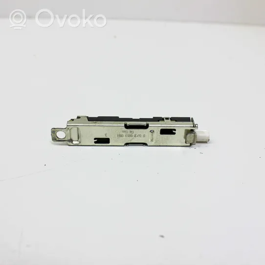 Volkswagen Scirocco Aerial antenna amplifier 1K8035552C