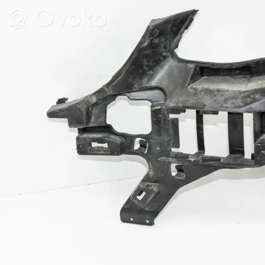 Mercedes-Benz C W205 Staffa di rinforzo montaggio del paraurti anteriore A2058850565