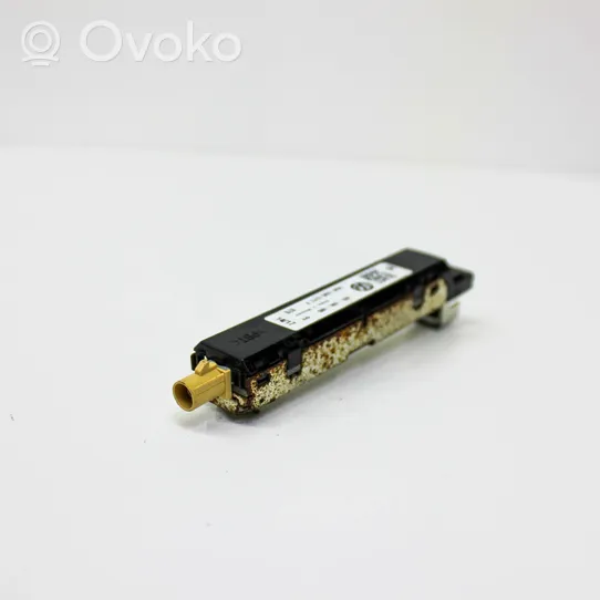 Volkswagen Golf VII Aerial antenna amplifier 5G6035577F