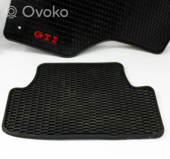 Volkswagen Golf VII Car floor mat set 5G1061550B