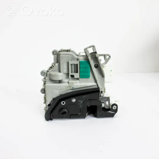 Audi Q3 8U Etuoven lukko 8K0839015G