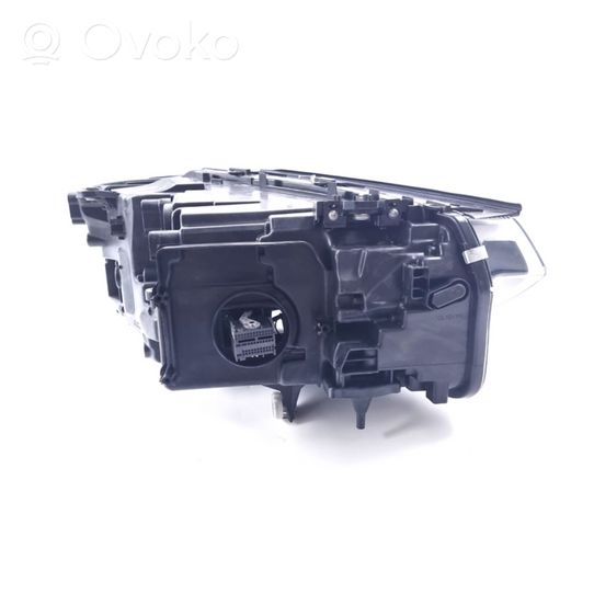 BMW X3 G01 Lampa przednia 8496823-01