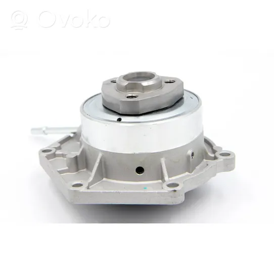 Audi A5 8T 8F Pompe de circulation d'eau 06E121016C