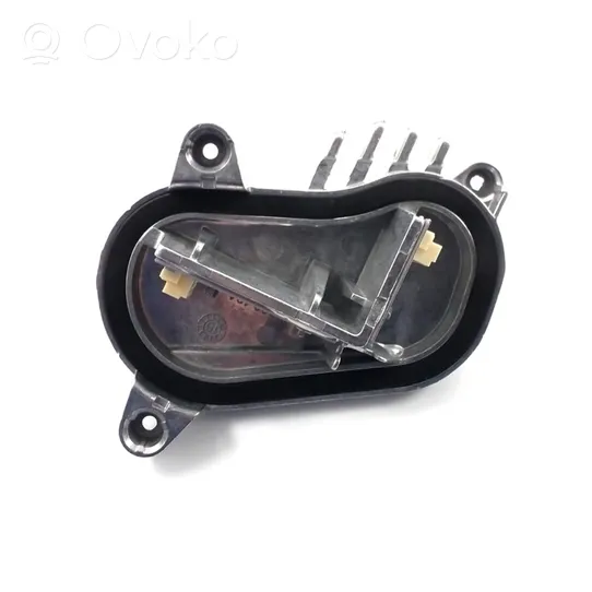 BMW 4 F32 F33 Lastre de faros xenón 63117493230