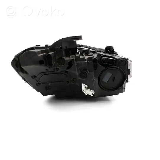 Mercedes-Benz  CLE C236 Lampa przednia A2369066100