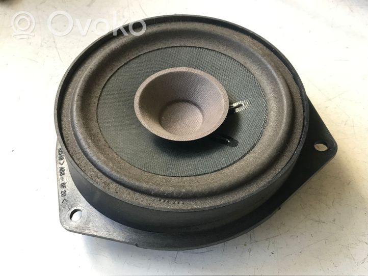 Opel Zafira B Enceinte de porte arrière 90379280