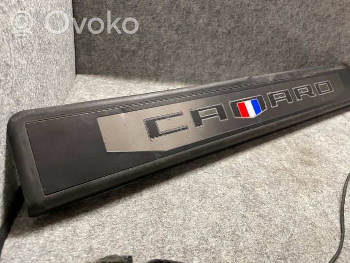 Chevrolet Camaro Takaoven kynnyksen suojalista 13890