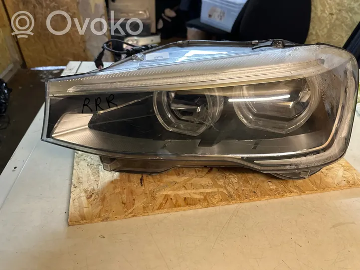 BMW X4 F26 Lampa przednia 7400029