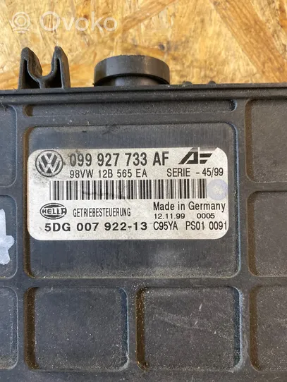 Volkswagen Sharan Module de contrôle de boîte de vitesses ECU 099927733AF