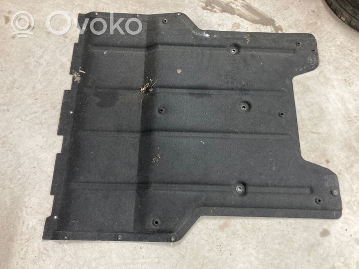 Audi Q3 8U Engine splash shield/under tray 