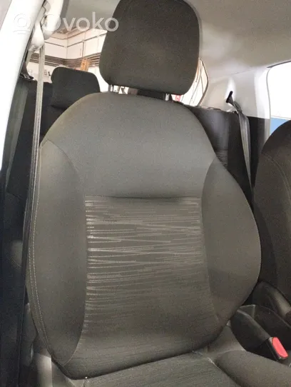 Peugeot 208 Priekinė keleivio sėdynė TELA