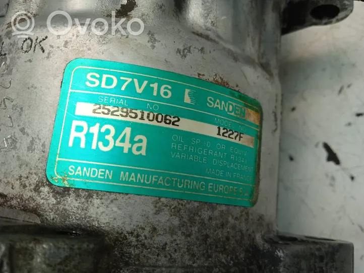 Peugeot 306 Kompresor / Sprężarka klimatyzacji A/C SD7V161227F