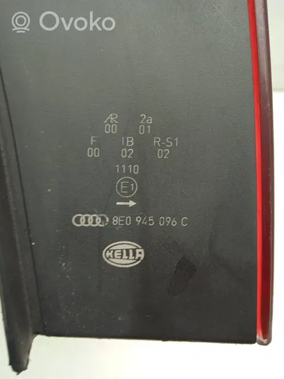 Audi A4 Allroad Ampoule, feu stop / feu arrière 8E0945096C