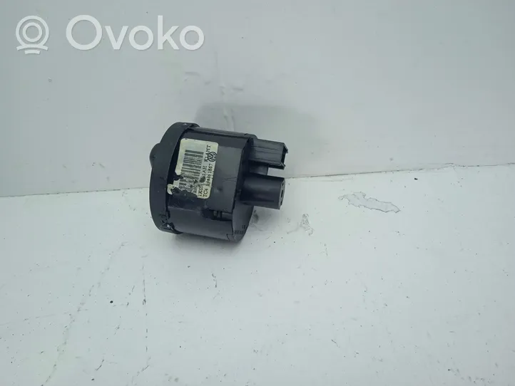 Volkswagen Passat Alltrack Interruttore di regolazione dell’illuminazione del quadro 1K0941431AH