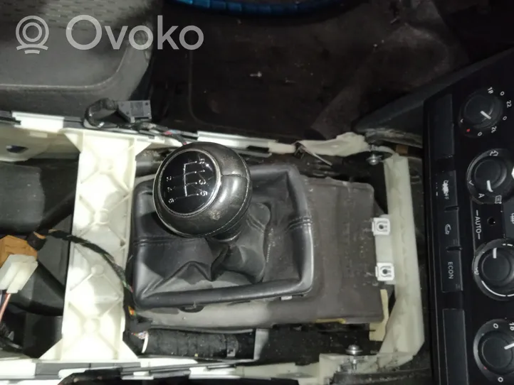 Audi A6 S6 C6 4F Drążek zmiany biegów 4F0711406