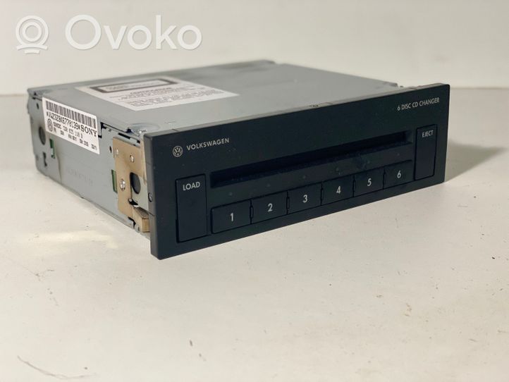 Volkswagen Phaeton CD/DVD changer 3D0035110B