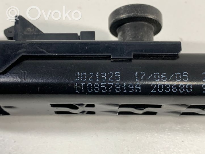 Volkswagen Golf Plus Moteur de réglage de ceinture de sécurité 1T0857819A